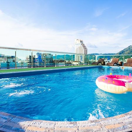 Dsure Hotel Phuket Patong Exterior photo