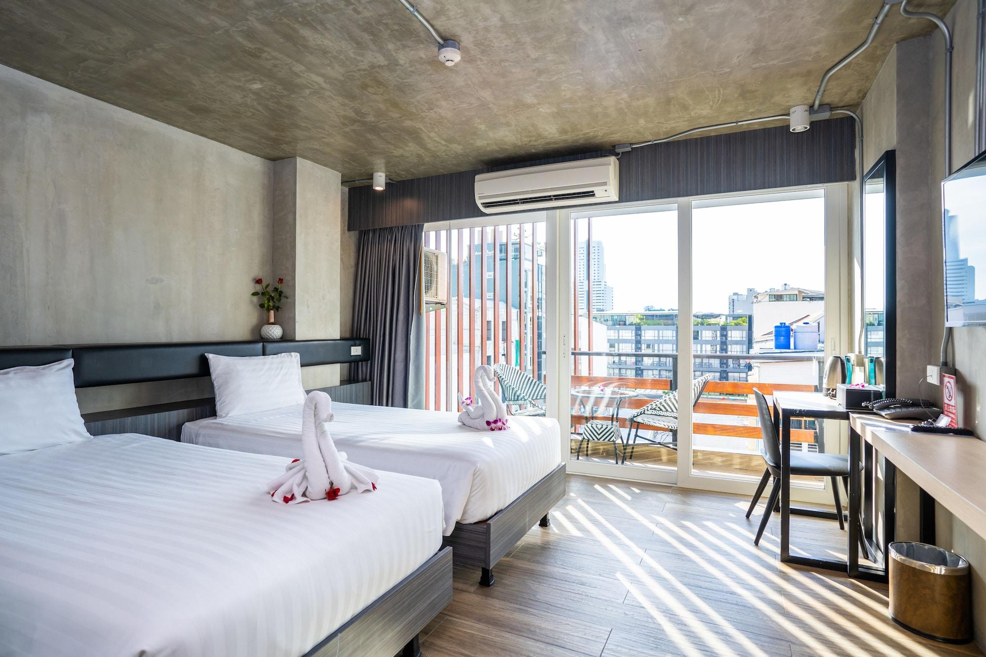 Dsure Hotel Phuket Patong Exterior photo