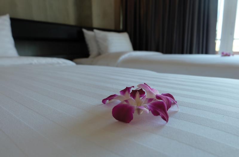 Dsure Hotel Phuket Patong Exterior photo