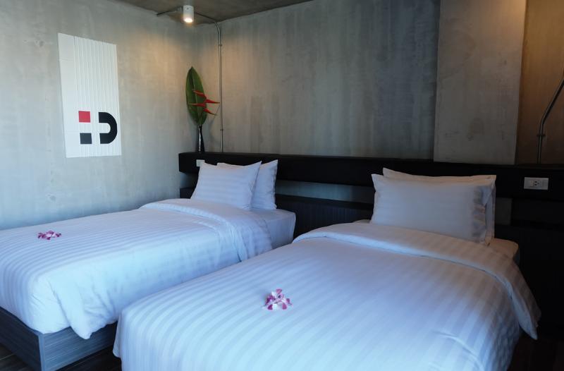 Dsure Hotel Phuket Patong Exterior photo