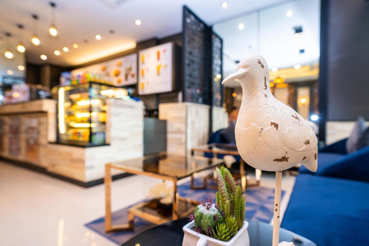 Dsure Hotel Phuket Patong Exterior photo